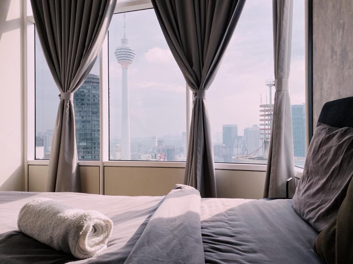 Sky Suites Klcc By Luna Suites Куала Лумпур Екстериор снимка