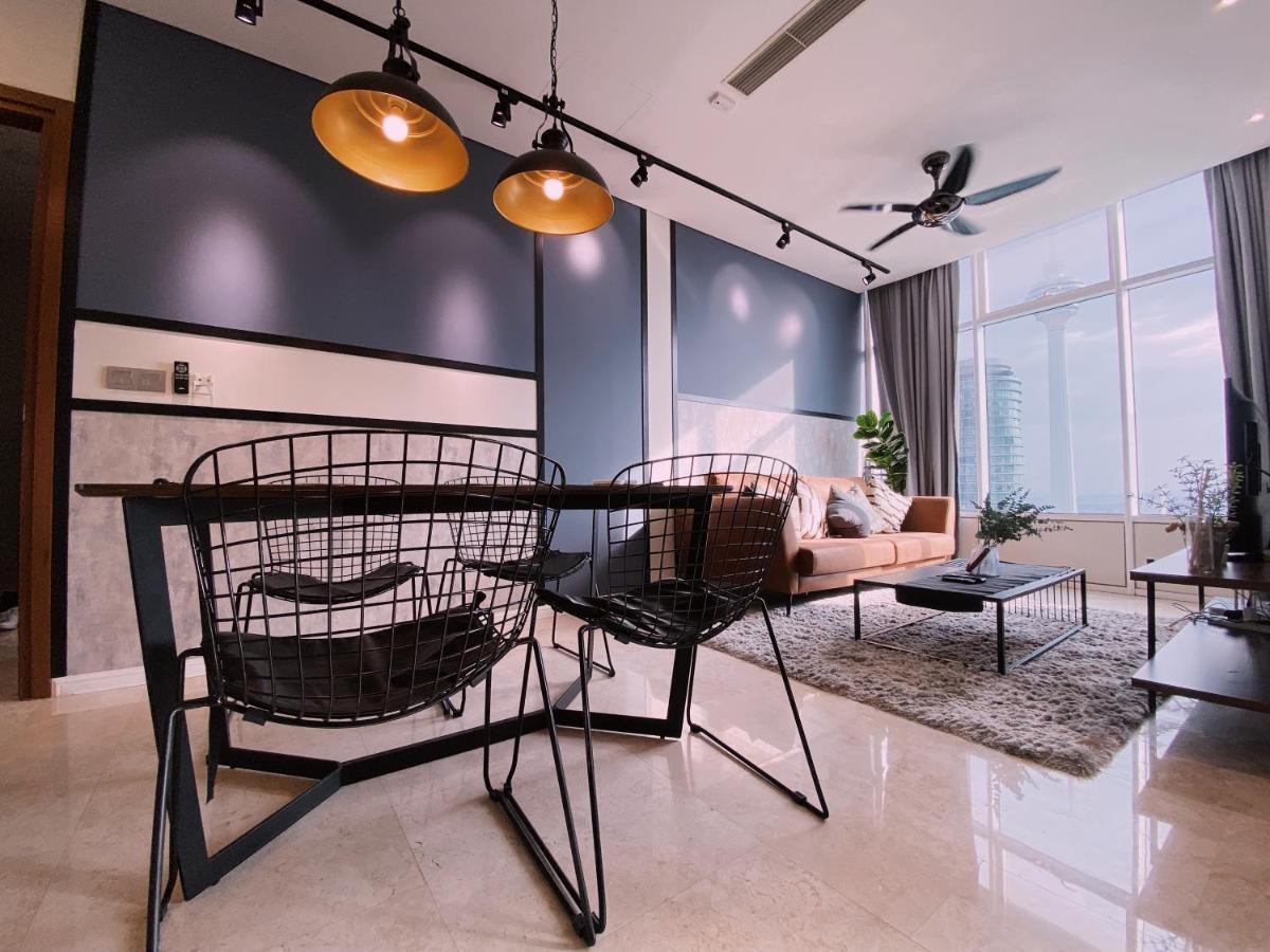 Sky Suites Klcc By Luna Suites Куала Лумпур Екстериор снимка