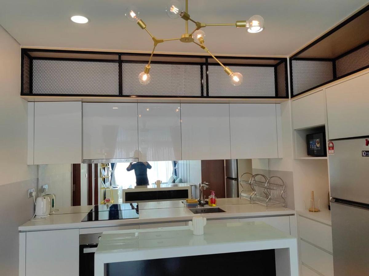 Sky Suites Klcc By Luna Suites Куала Лумпур Екстериор снимка